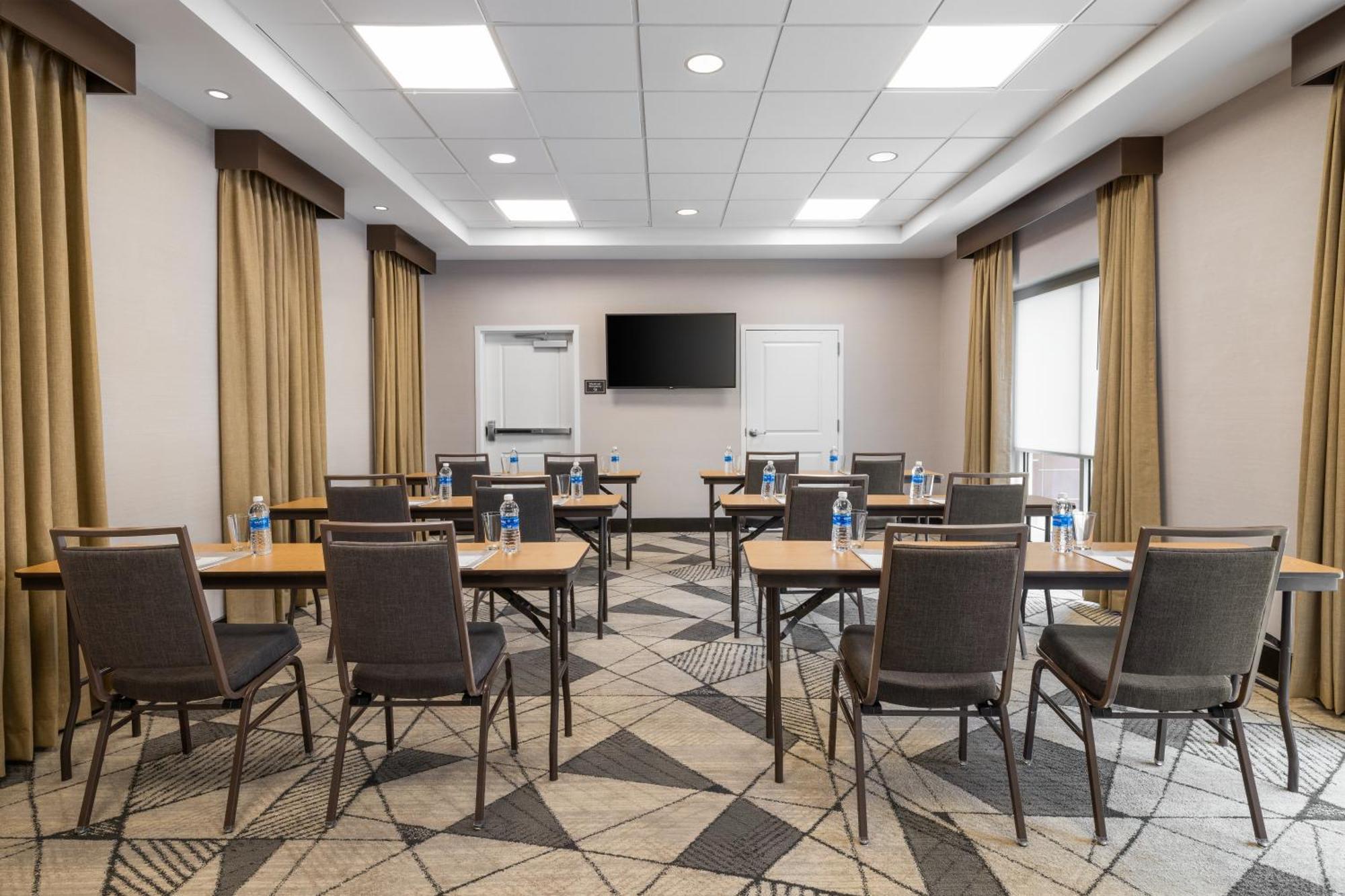 Residence Inn By Marriott Des Moines Downtown Екстериор снимка
