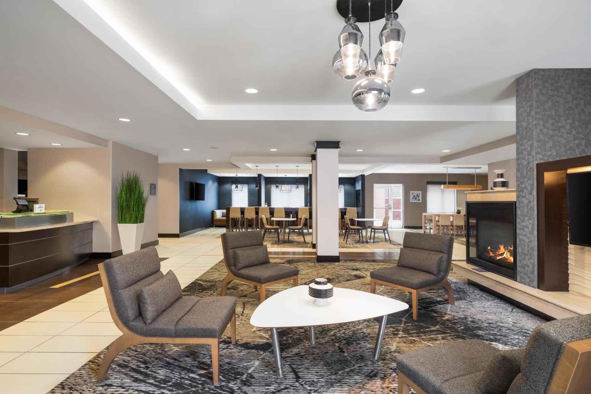 Residence Inn By Marriott Des Moines Downtown Екстериор снимка