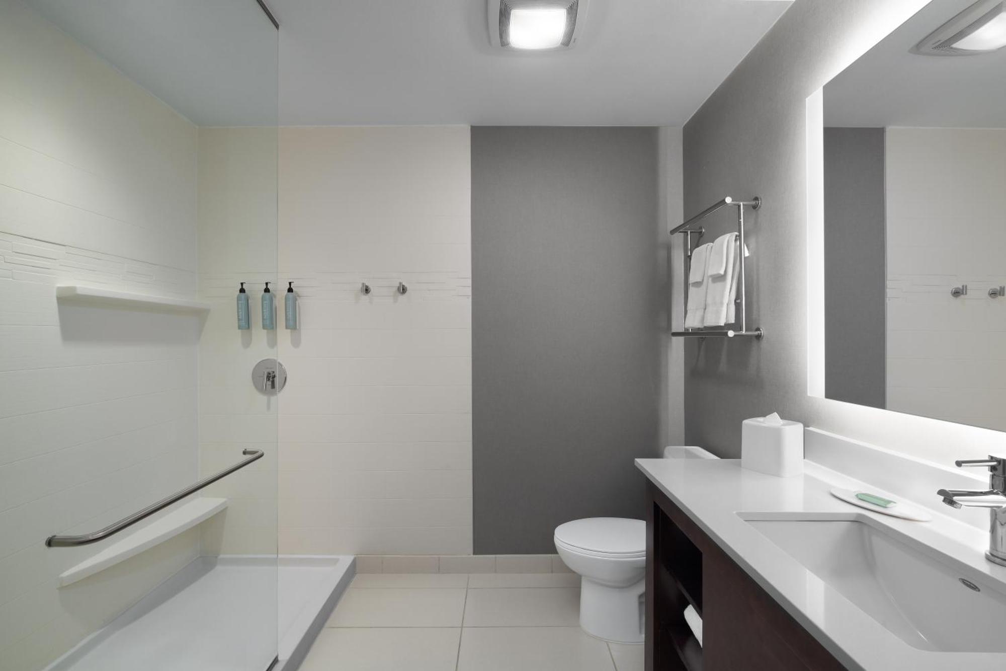 Residence Inn By Marriott Des Moines Downtown Екстериор снимка