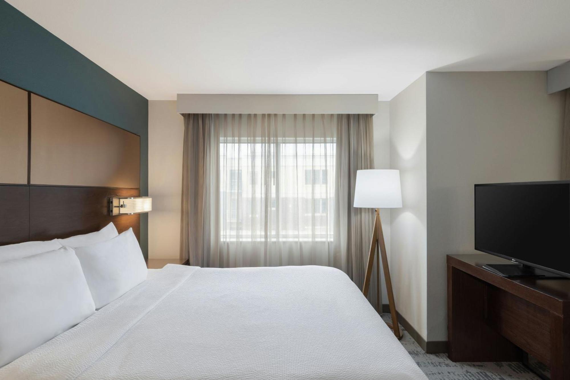 Residence Inn By Marriott Des Moines Downtown Екстериор снимка