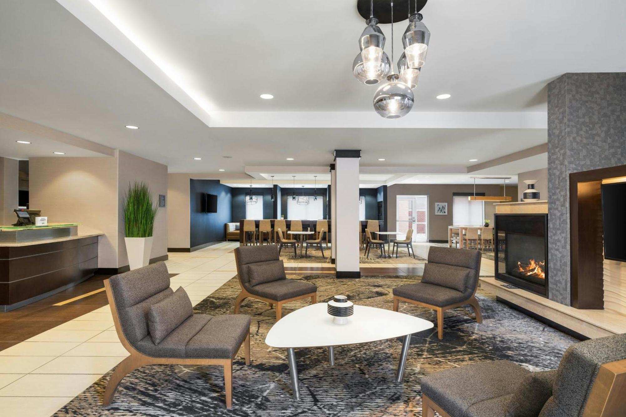 Residence Inn By Marriott Des Moines Downtown Екстериор снимка